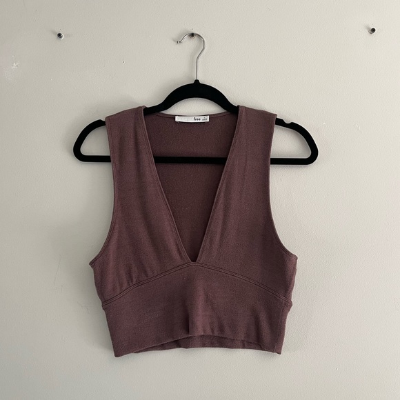 Aritzia Wilfred Free Valeria Plunge Crop Top Tank - Picture 1 of 10